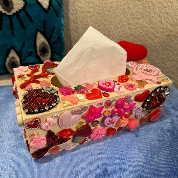 Boîte à mouchoirs Red Heart