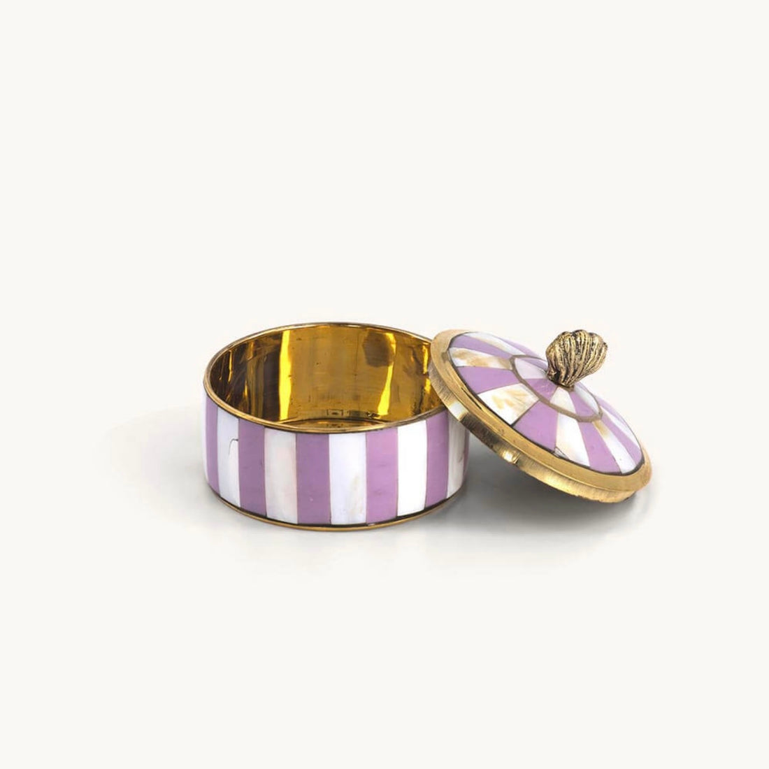 Petite boîte nacre lilas